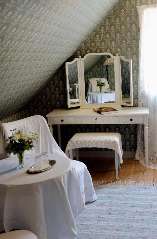 Vildrosor & Hoens Hagstad Zimmer foto