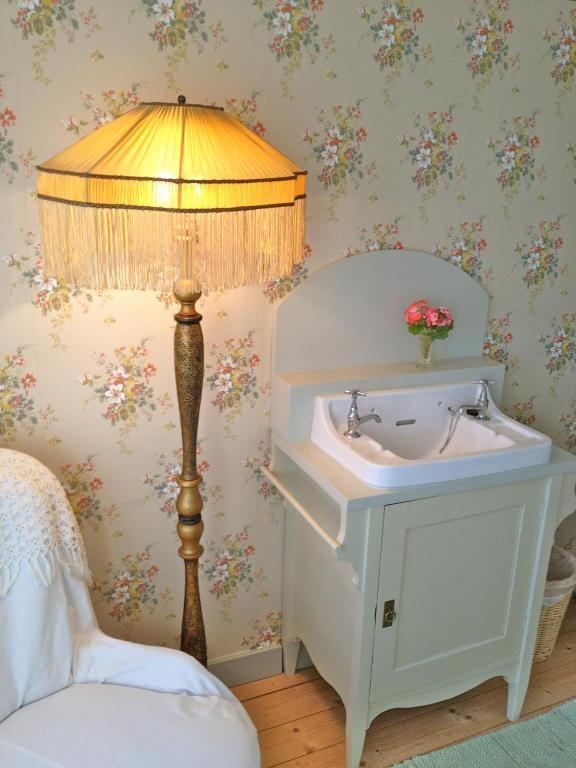 Vildrosor & Hoens Hagstad Zimmer foto